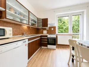 Pronájem bytu 3+1, Bělá pod Bezdězem, Husova, 76 m2