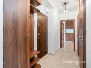Pronájem bytu 2+kk, Praha - Záběhlice, Choceradská, 53 m2