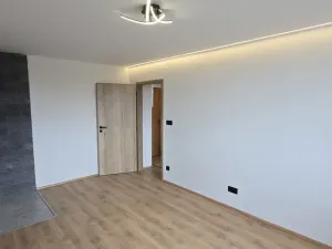 Prodej bytu 1+1, Světlík, 38 m2