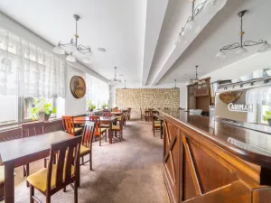 Prodej restaurace, Doksy, Komenského, 426 m2