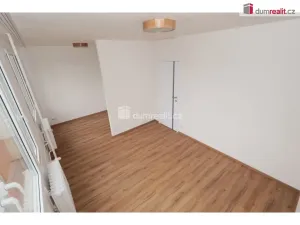 Pronájem bytu 2+kk, Praha - Prosek, Veltruská, 60 m2