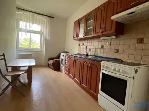 Prodej bytu 1+1, Karlovy Vary, Blahoslavova, 41 m2