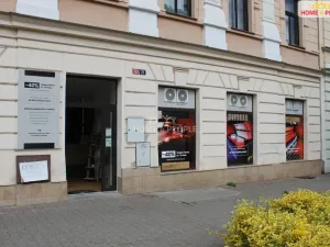 Pronájem obchodního prostoru, Benešov, Malé náměstí, 98 m2