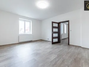 Prodej rodinného domu, Kladno, Svépomoc, 209 m2