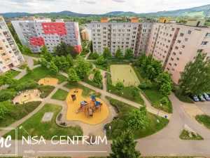 Pronájem bytu 3+1, Liberec, Dobiášova, 75 m2