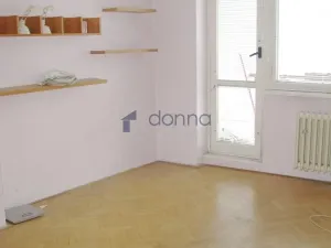 Pronájem bytu 2+1, Praha, Václavská, 68 m2
