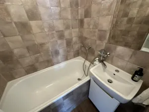 Pronájem bytu 2+1, Praha - Dejvice, Generála Píky, 52 m2