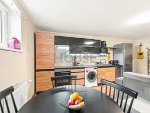 Prodej bytu 3+kk, Praha - Újezd nad Lesy, Oplanská, 56 m2