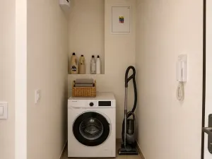 Pronájem bytu 1+kk, Praha - Záběhlice, Choceradská, 39 m2