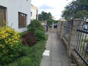 Pronájem bytu 1+kk, Praha, Lumiérů, 57 m2