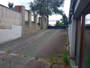 Pronájem bytu 1+kk, Praha, Lumiérů, 57 m2
