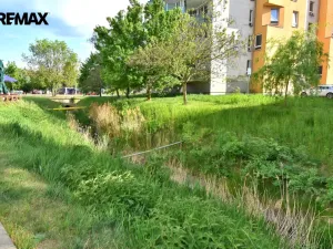 Pronájem bytu 1+kk, Hradec Králové - Třebeš, Ve Stromovce, 32 m2