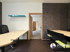 Pronájem kanceláře, Jičín, Vrchlického, 107 m2