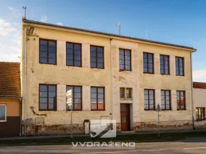Prodej vícegeneračního domu, Dolní Kounice, 400 m2