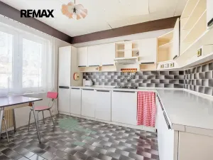 Prodej rodinného domu, Praha - Sobín, Brňovská, 215 m2