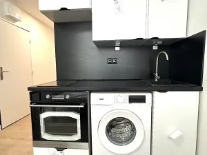 Pronájem bytu 1+kk, Praha - Vysočany, U vinných sklepů, 20 m2