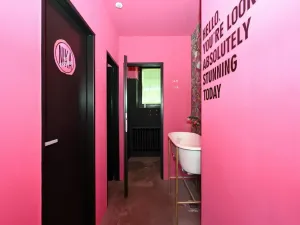 Pronájem restaurace, Hradec Králové, Pospíšilova, 159 m2