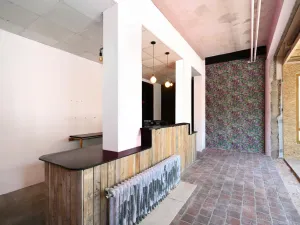 Pronájem restaurace, Hradec Králové, Pospíšilova, 159 m2