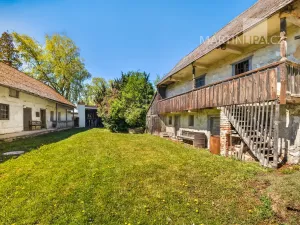 Prodej zemědělské usedlosti, Dolní Stakory, 300 m2