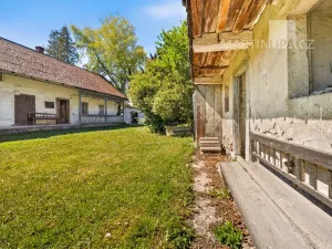 Prodej zemědělské usedlosti, Dolní Stakory, 300 m2