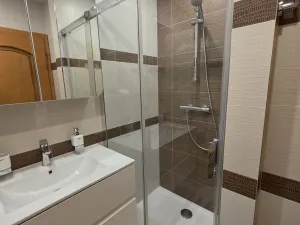Pronájem bytu 2+kk, Králův Dvůr, Na Horizontu, 49 m2