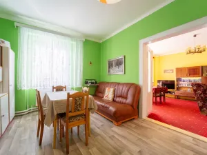 Prodej bytu 4+1, Zásmuky, Pražská, 153 m2