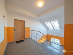 Pronájem bytu 2+kk, Praha - Vršovice, Bělocerkevská, 60 m2