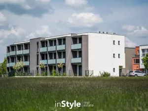 Prodej bytu 2+kk, Třeboň - Třeboň II, Jiřího Havlise, 57 m2