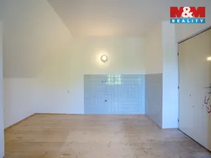 Prodej rodinného domu, Velké Karlovice, 170 m2