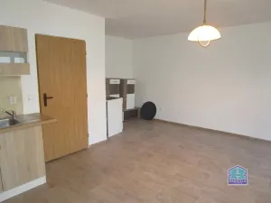 Pronájem bytu 1+kk, Stříbro, Husova, 31 m2