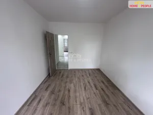 Pronájem bytu 3+1, Praha - Háje, Novomeského, 64 m2