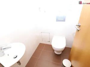 Pronájem bytu 2+kk, Praha - Žižkov, Jeseniova, 60 m2