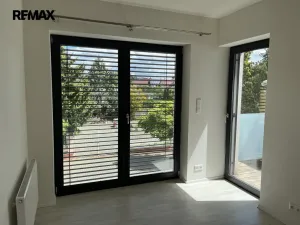 Pronájem bytu 1+kk, Zlín, Čepkovská, 28 m2
