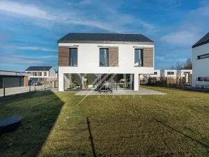 Pronájem rodinného domu, Přezletice, Hrušková, 169 m2