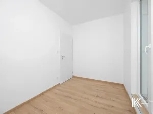 Pronájem bytu 2+kk, Pardubice, U Sportovní školy, 44 m2