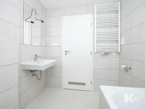 Pronájem bytu 2+kk, Pardubice, U Sportovní školy, 44 m2