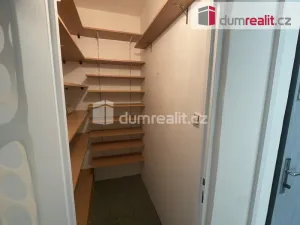 Pronájem bytu 4+1, Ústí nad Labem - Ústí nad Labem-centrum, Ve Smyčce, 85 m2