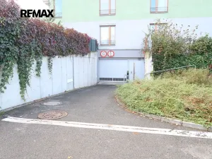 Pronájem bytu 1+kk, Praha - Hloubětín, Nepelova, 30 m2