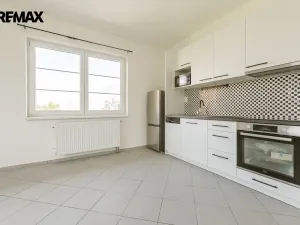 Pronájem bytu 3+kk, Holubice - Kozinec, Lesní, 65 m2