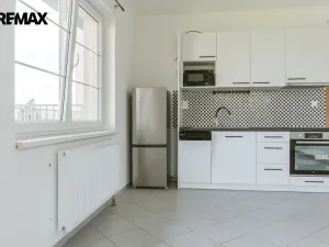 Pronájem bytu 3+kk, Holubice - Kozinec, Lesní, 65 m2