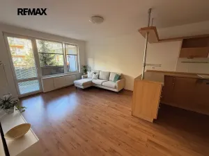 Pronájem bytu 2+kk, Praha - Hlubočepy, Kováříkova, 57 m2