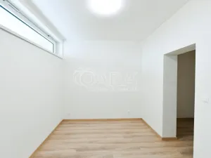 Pronájem bytu 2+kk, Benešov, Tyršova, 55 m2