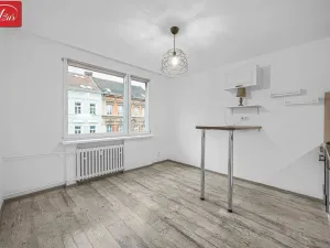 Pronájem bytu 2+kk, Teplice, Jankovcova, 39 m2
