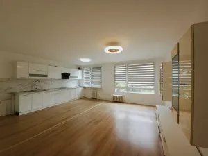 Prodej bytu 3+kk, Praha - Michle, Vokáčova, 71 m2