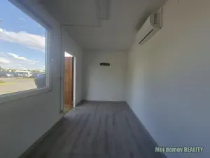 Pronájem komerční nemovitosti, Praha - Čakovice, Kostelecká, 1000 m2