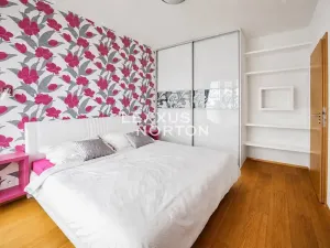 Pronájem bytu 3+kk, Praha - Hloubětín, Nademlejnská, 99 m2
