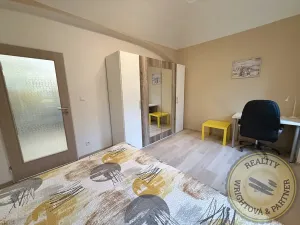Prodej bytu 2+kk, Praha - Libeň, Zenklova, 37 m2