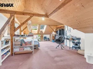 Prodej chalupy, Kamenice, 330 m2