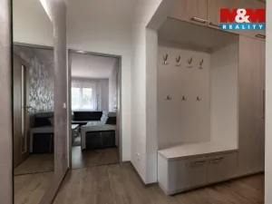 Prodej bytu 2+1, Veselí nad Moravou, Hutník, 54 m2