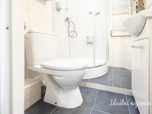Pronájem bytu 2+kk, Praha - Libeň, Novákových, 43 m2